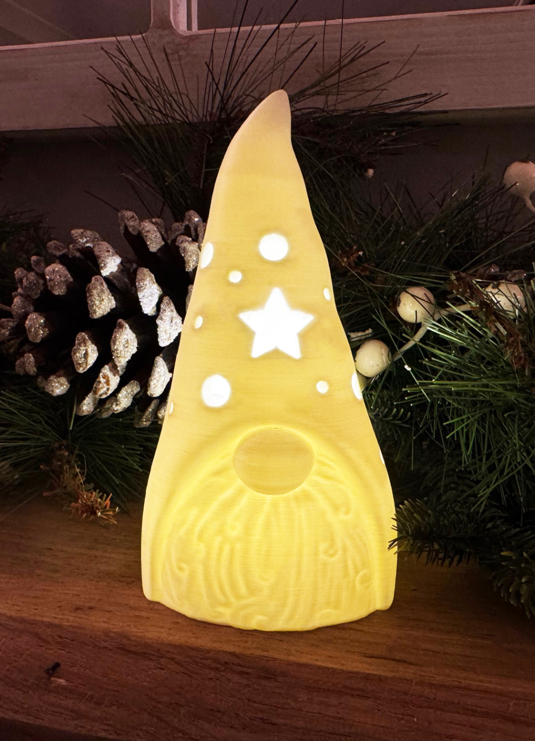 Новорічний світильник “Гном” — 3D-друкований декор із теплим світлом | Dizzy3D - Зображення 2