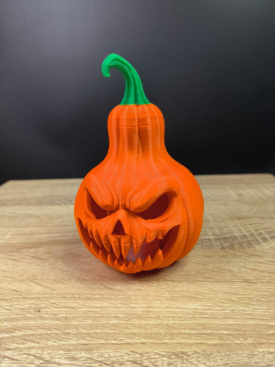 Світильник “Пекельний Гарбуз” — 3D-друкований декор для Хелловіну | Dizzy3D - Зображення 3